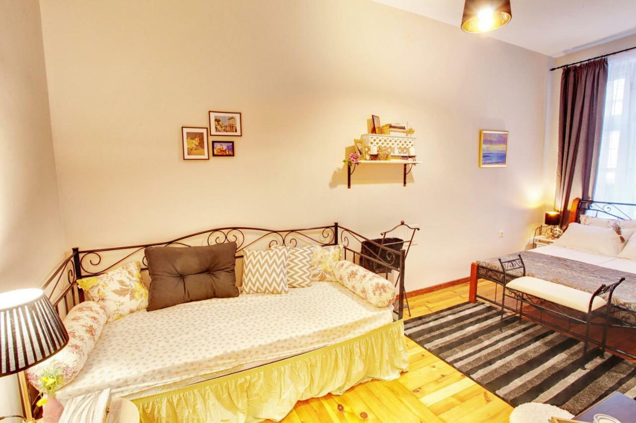 Guest House Sahat Tepe พลอฟดิฟ ภายนอก รูปภาพ
